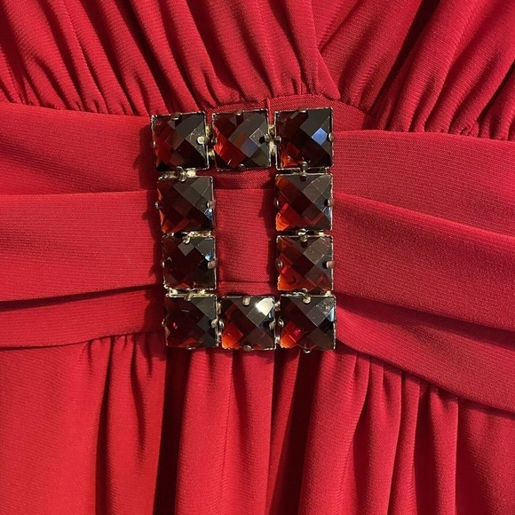 Bisou Bisou Dress Women Size 8 Red Cap Sleeves Fit n Flare Rhinestones V… - Picture 3 of 8